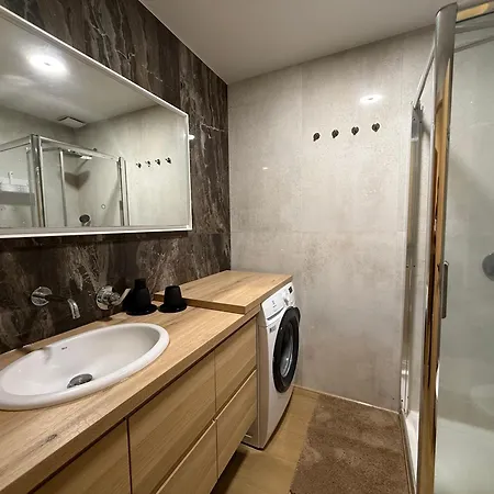 Janna I - Your Cozy Family Apartment