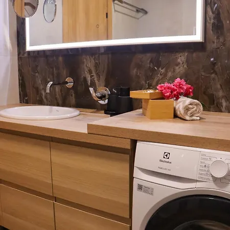 Janna I - Your Cozy Family *